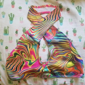 Twist Front Trippy Top